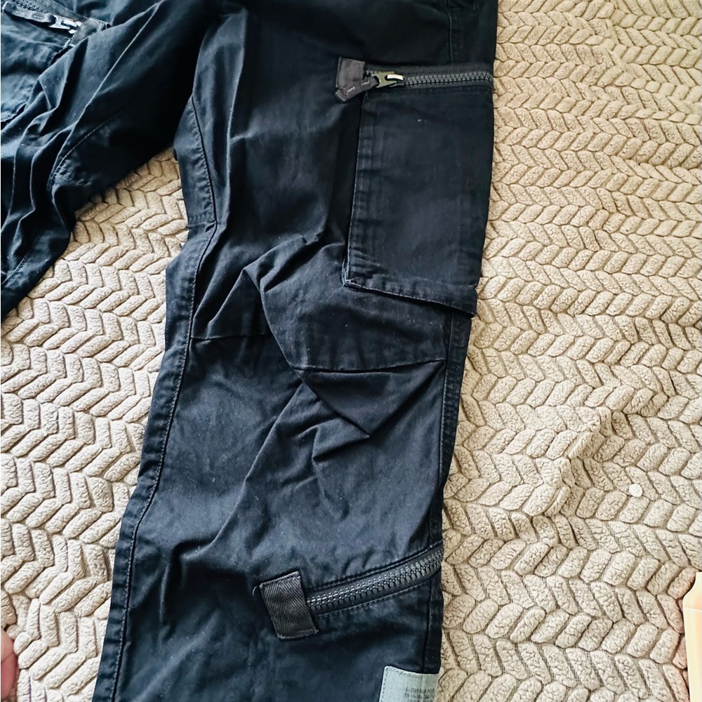 Men's Black Cargo Pants - Picture 3 of 5